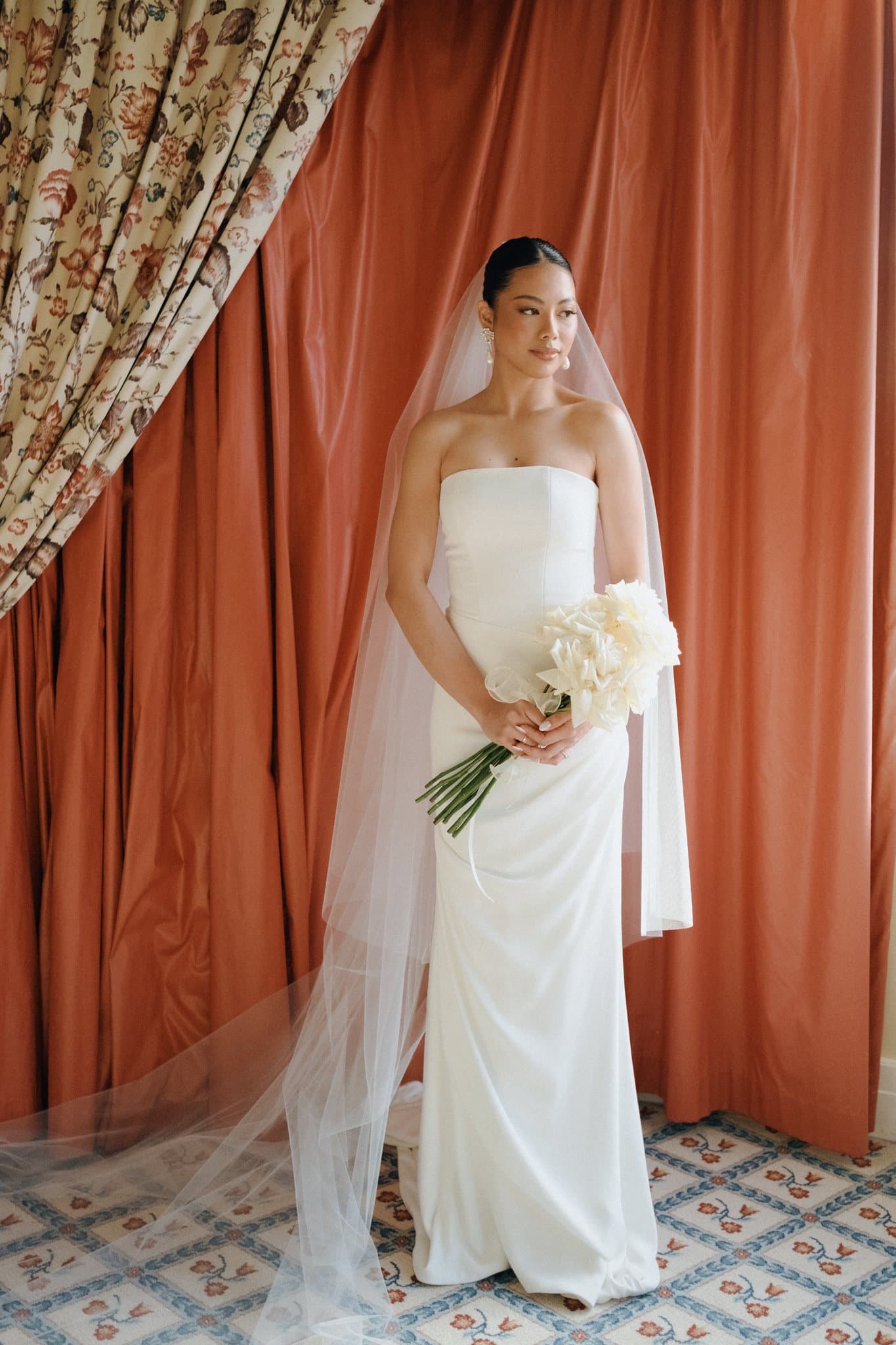 Bridal look